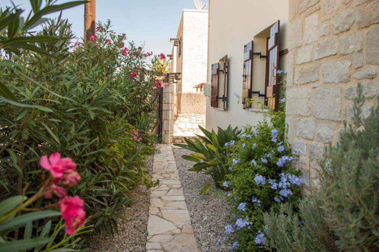 Villa Darmarohori Homeleader Exterior photo